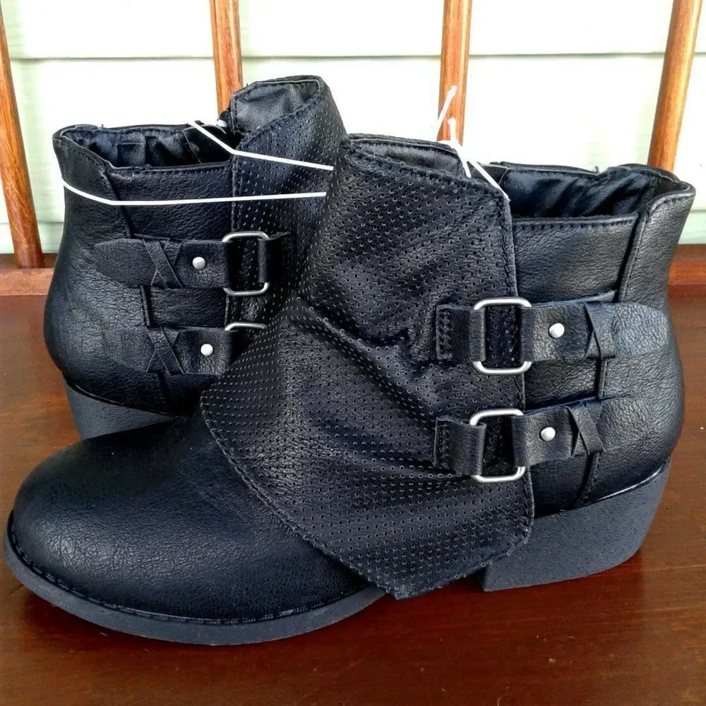 Jellypop Big Girl Ankle Boot size 5M Black Faux Leather